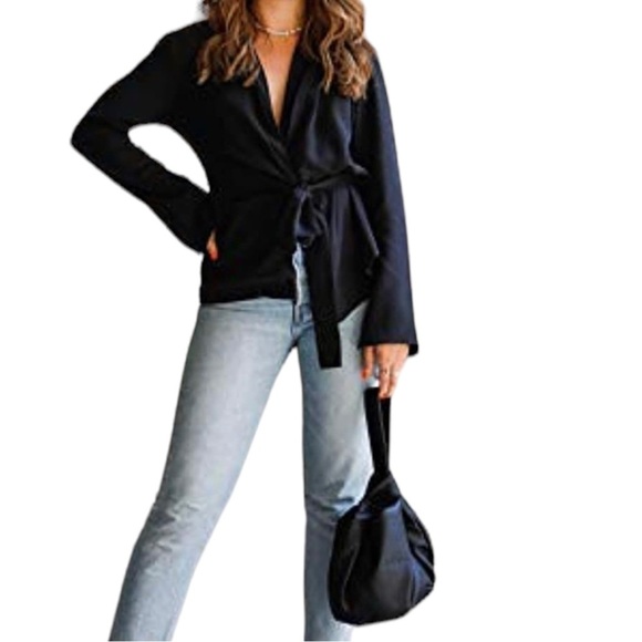 NWT The Drop The Drop Women's Avalon Small Tote Bag Color Metallic Silver - Picture 3 of 13